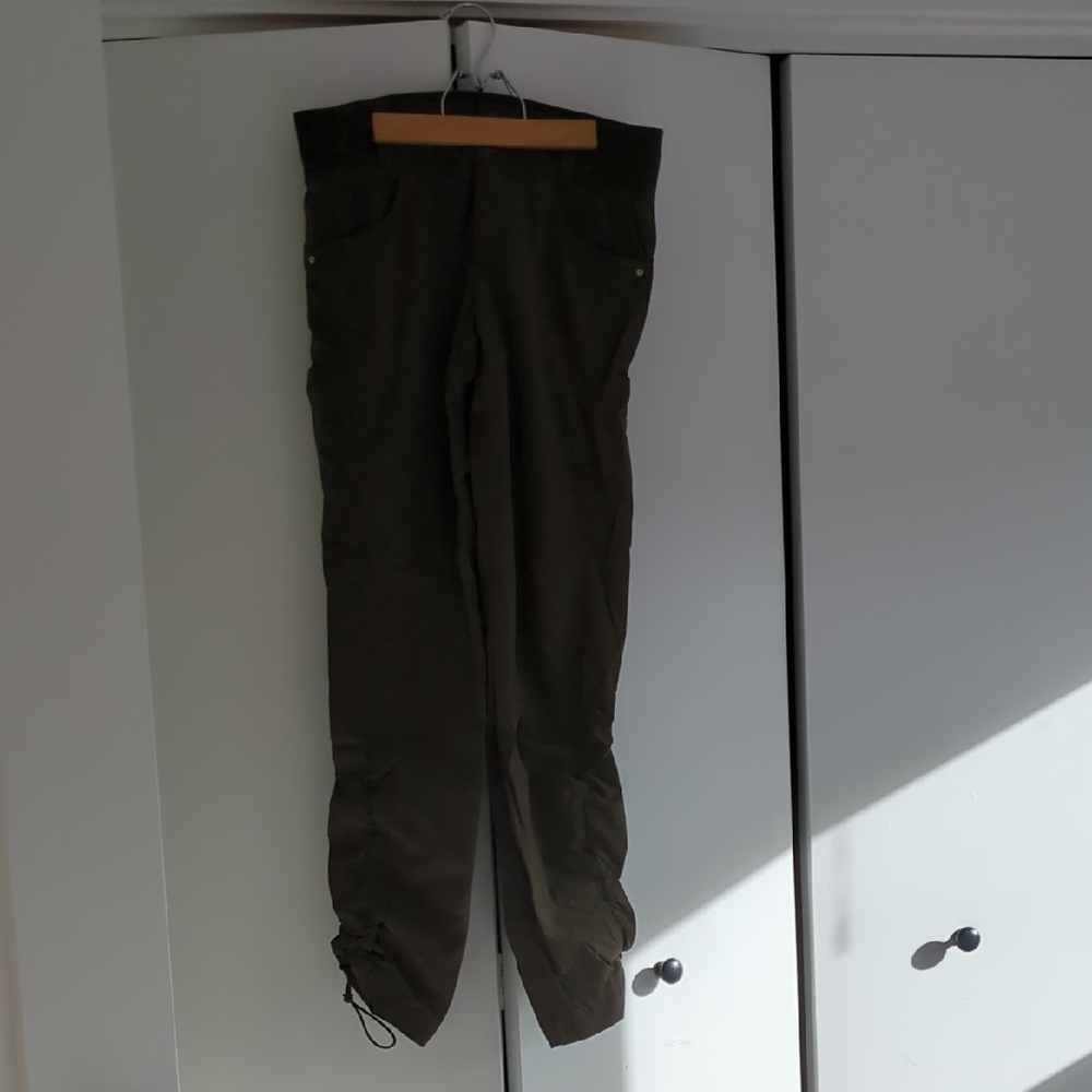 Title Nine Hiking Pants Sz 4